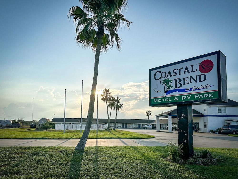 Coastal Bend Motel & RV Park photo 1
