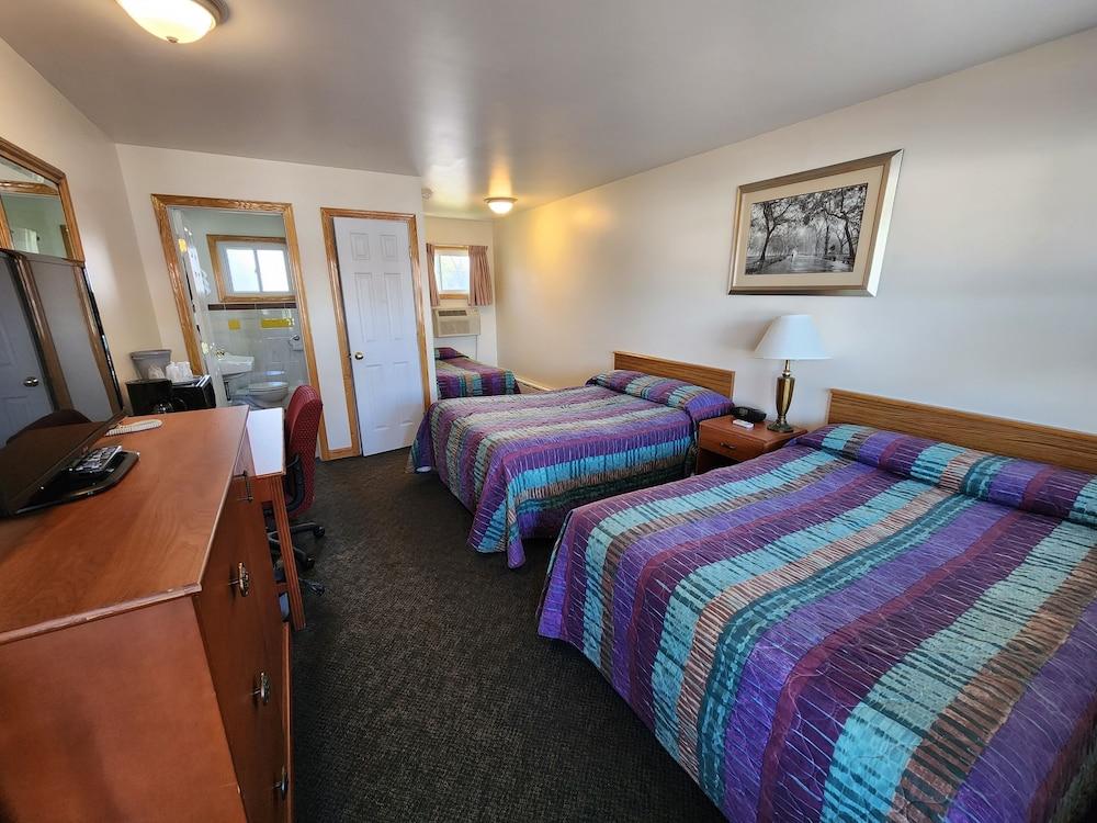 Riviera Motel Erie photo 8