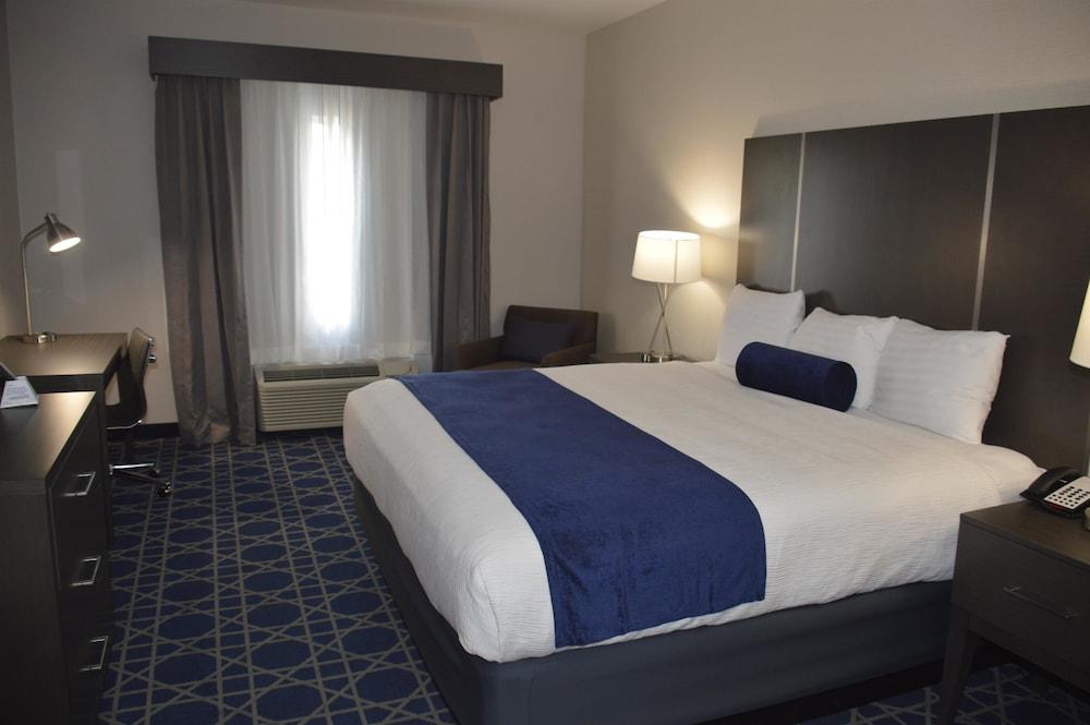 Garner Hotel Longview South by IHG photo 9
