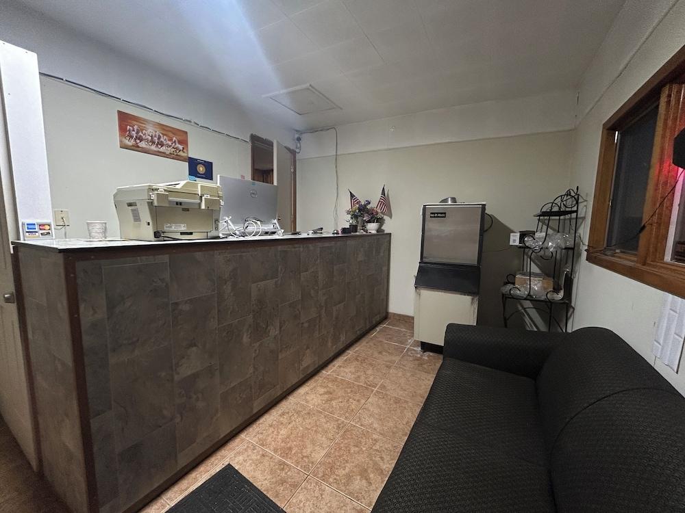 Gateaway Motel Broken Bow NE photo 48