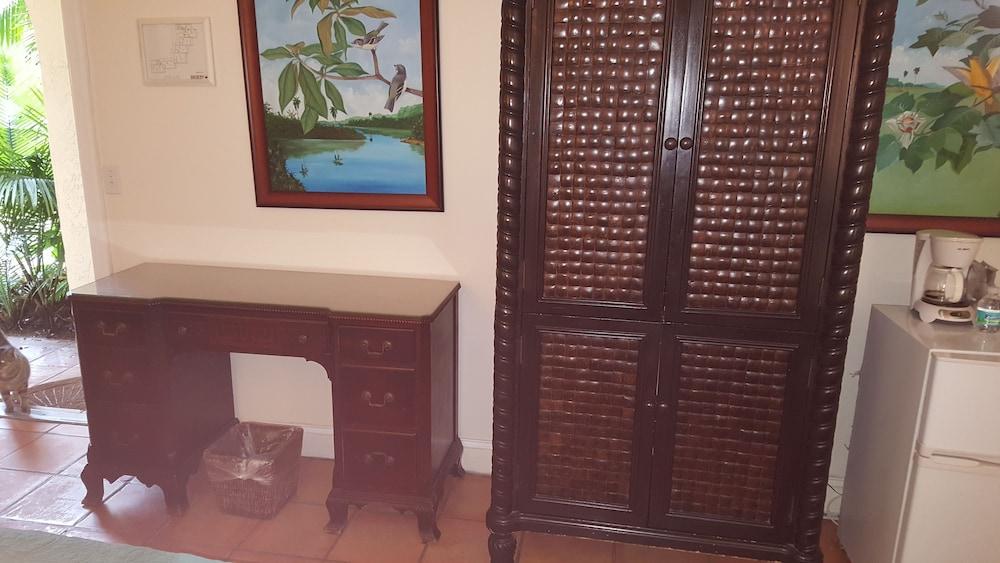 The Caribbean Court Boutique Hotel photo 68