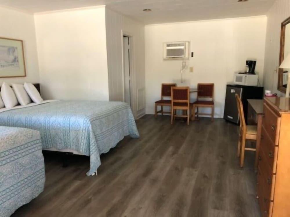 Swell Motel photo 18