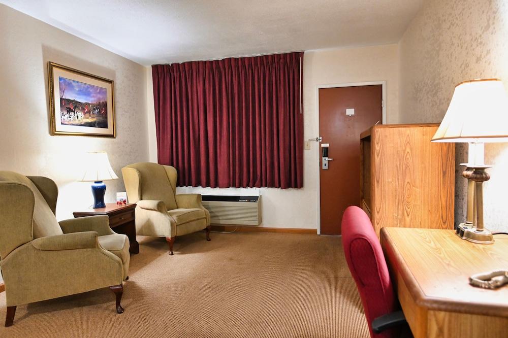 Campus Inn photo 6