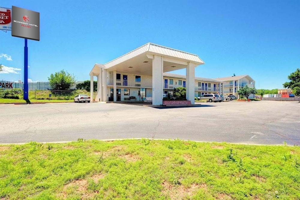 Economy Hotel Plus photo 1