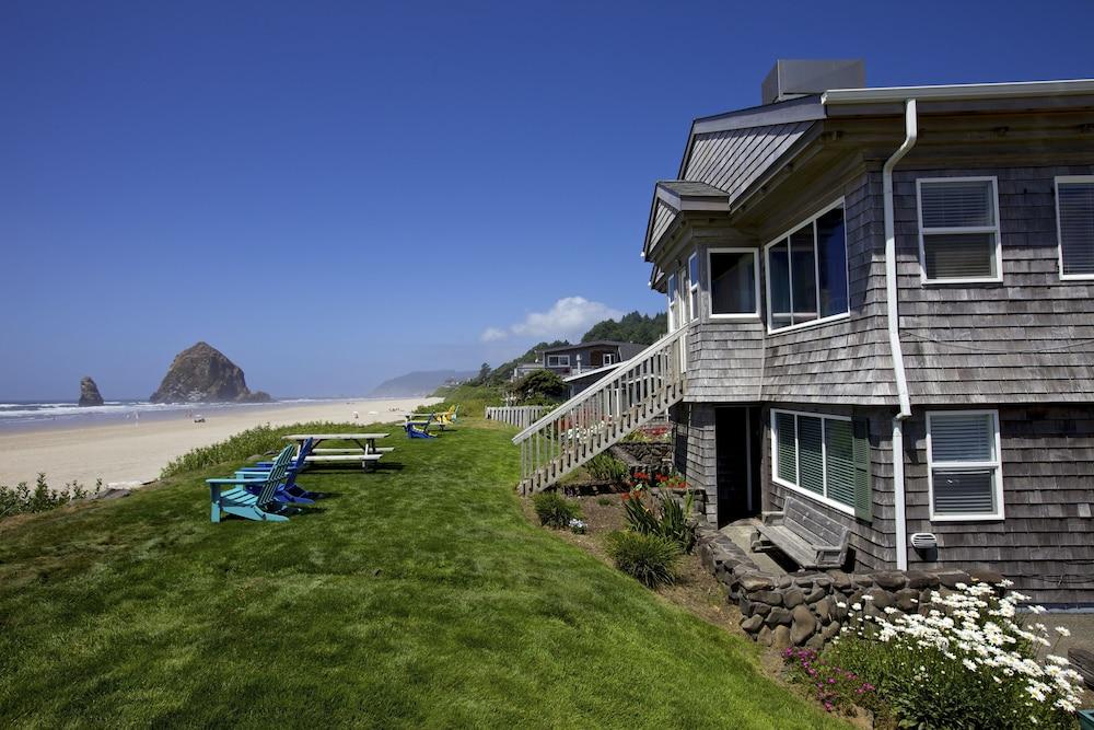 Sea Sprite at Haystack Rock photo 1