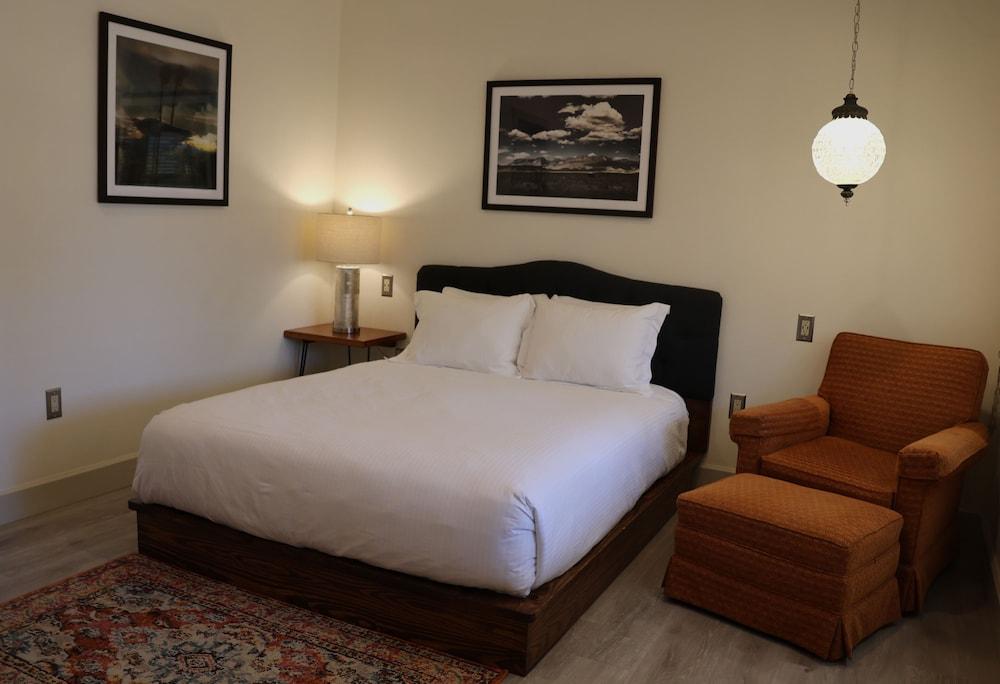 The Dixie Motel Brenham photo 4