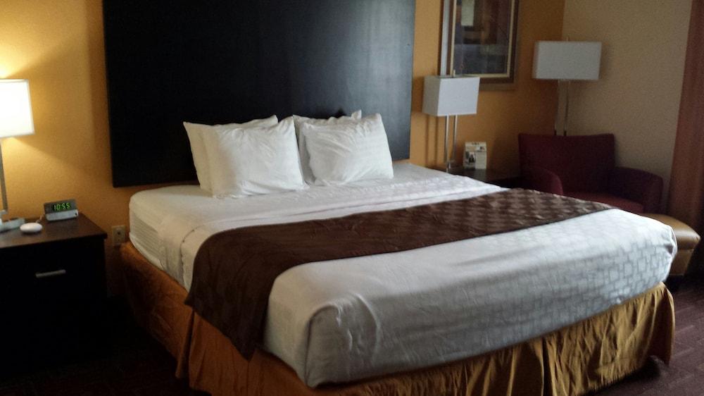 Paradise Inn & Suites photo 19