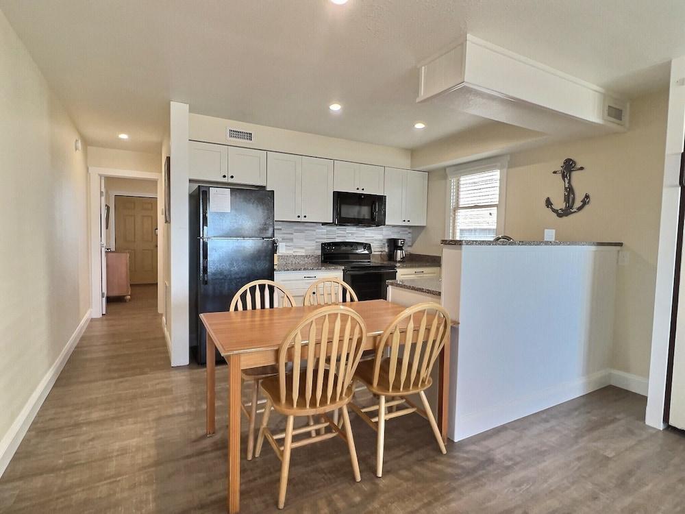 Lighthouse View Oceanfront Lodging photo 20