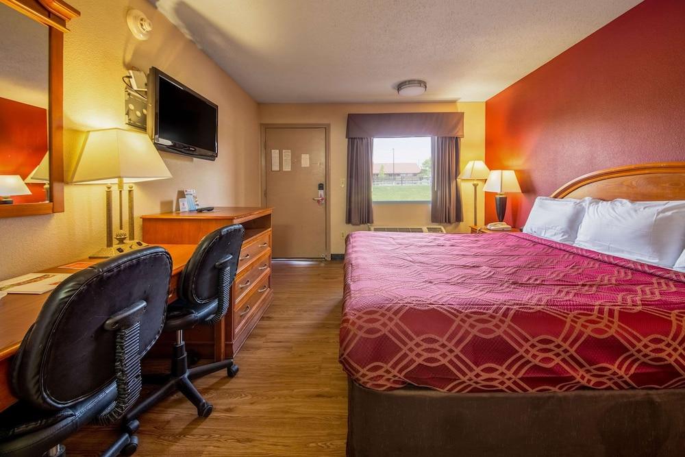 Econo Lodge Mount Laurel - Philadelphia East photo 7
