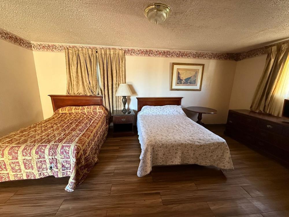 Springs Inn by Capital O I 25 photo 31