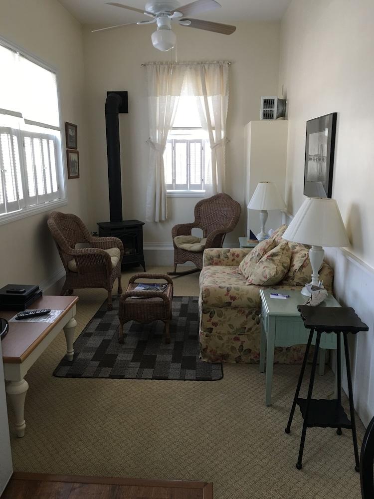 Camden Riverhouse Hotel photo 43