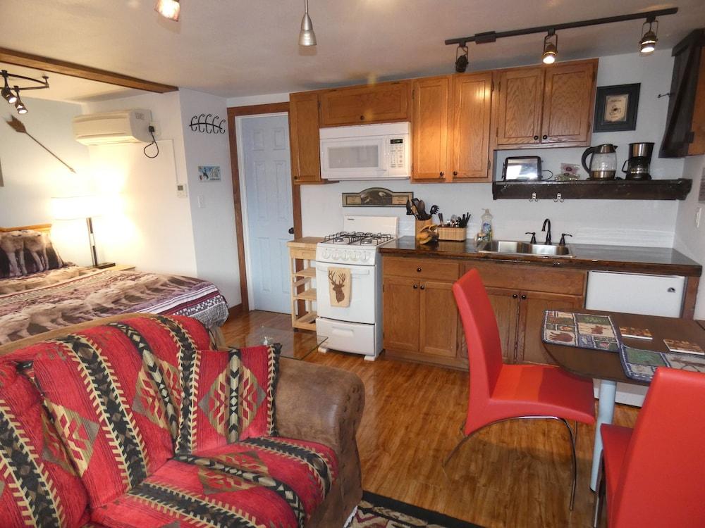 Yellowstone Motel - Adults Only photo 62