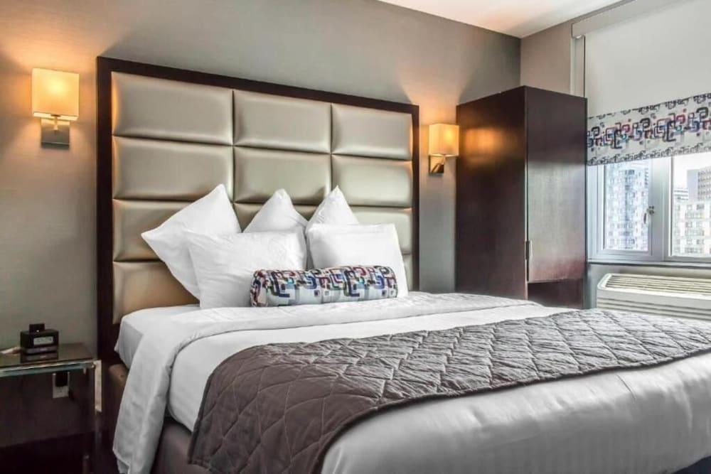 Umbrella Hotel photo 2