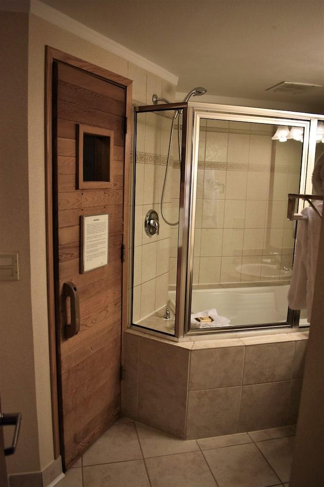 Best Western Plus Downtown Tacoma photo 47