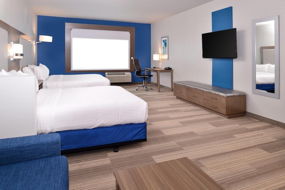 Holiday Inn Express & Suites Houston E - Pasadena by IHG photo 5