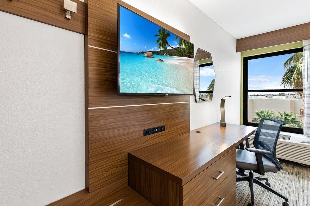 Holiday Inn Express Harlingen by IHG photo 29