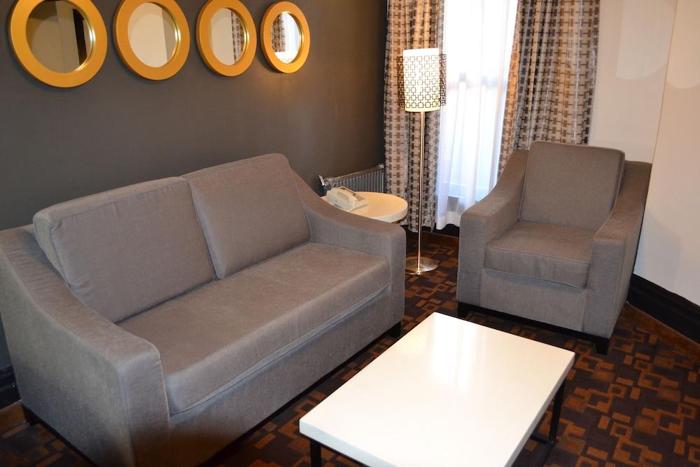 Adante Hotel photo 38