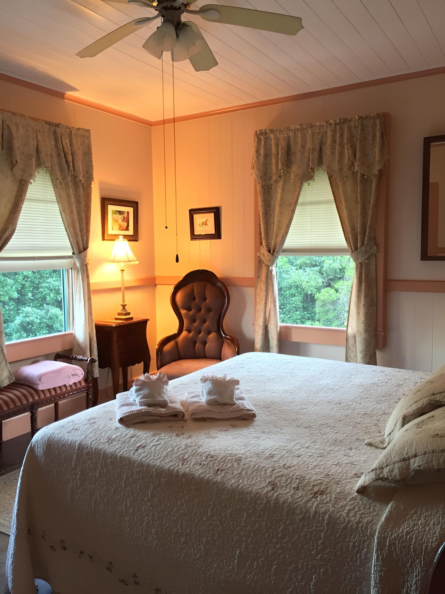 Maureen's Bed & Breakfast photo 17