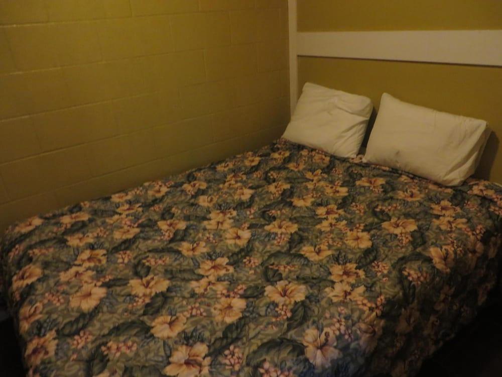 Riverside Suites photo 30