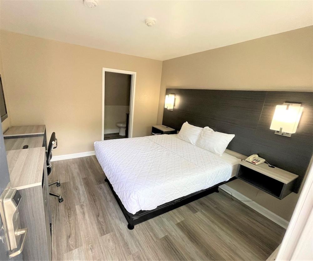 Shangri La Motel photo 4