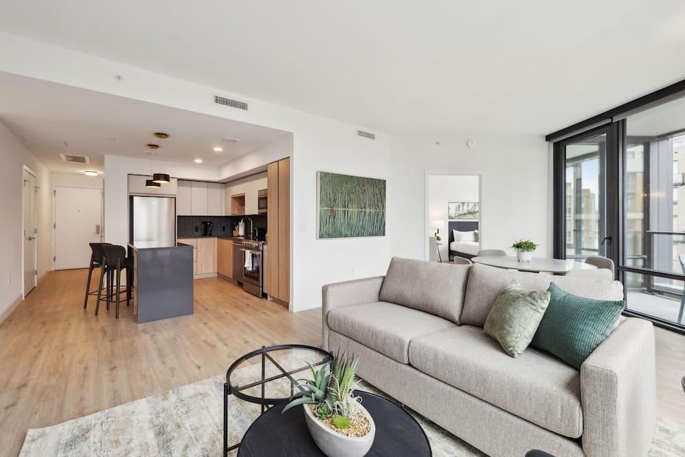 Placemakr Buzzard Point photo 76