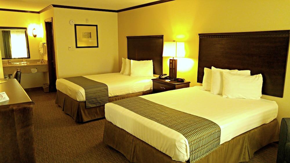 Cochran Inn & Suites photo 8