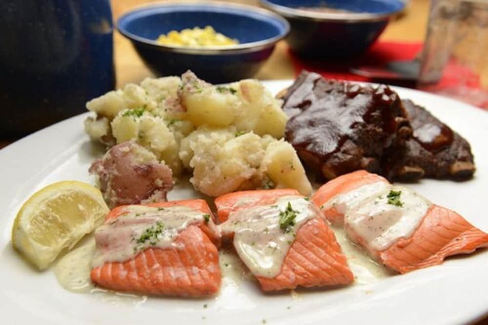 Denali Park Village photo 12