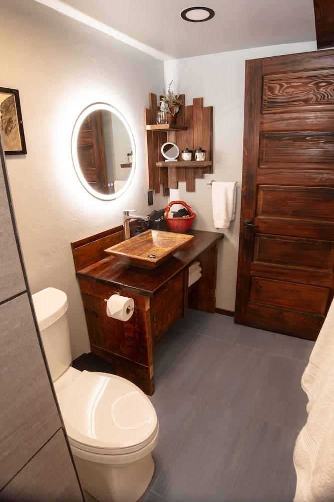 The Frenchman Suites photo 26