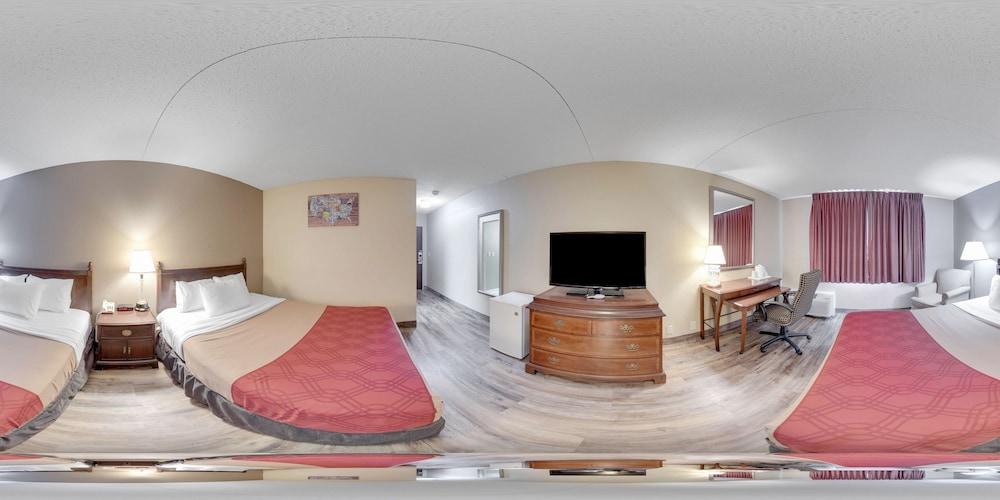 Econo Lodge photo 24