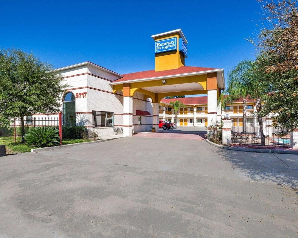 Rodeway Inn & Suites Humble IAH photo 1