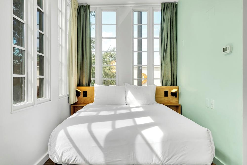 The Quisby Hotel photo 10