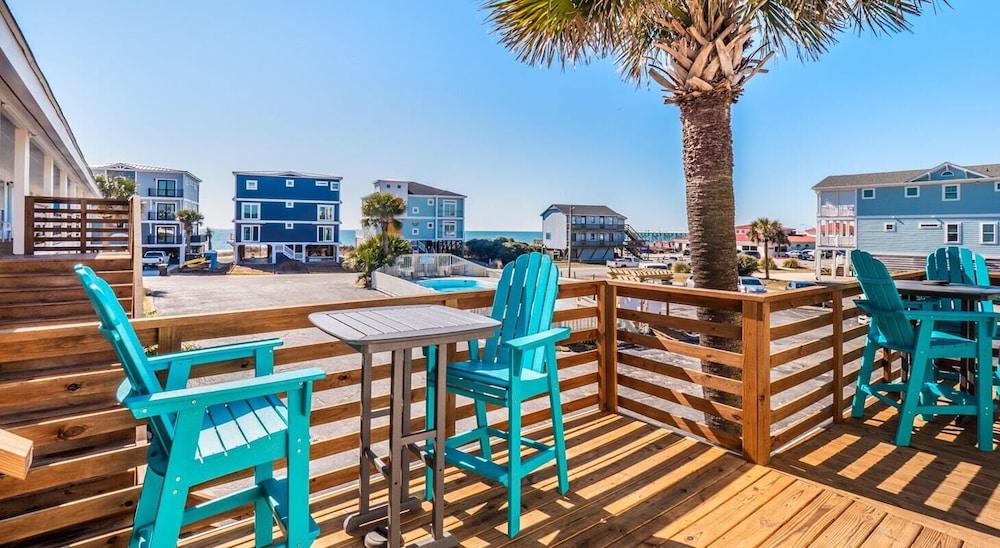 The Beach House Motel & Suites photo 19