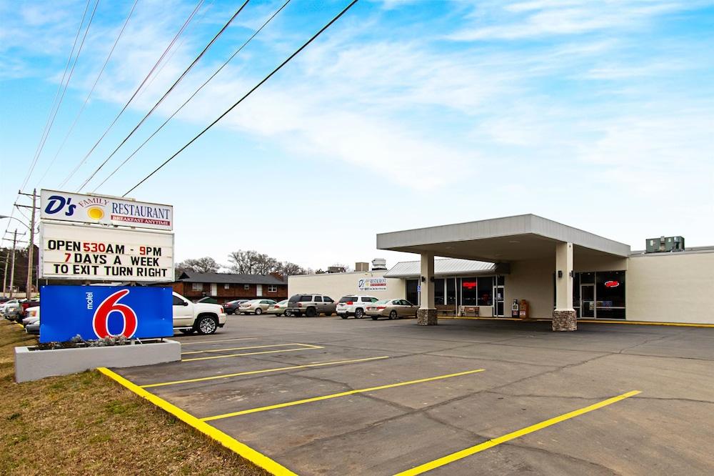Motel 6 Alma, AR photo 65