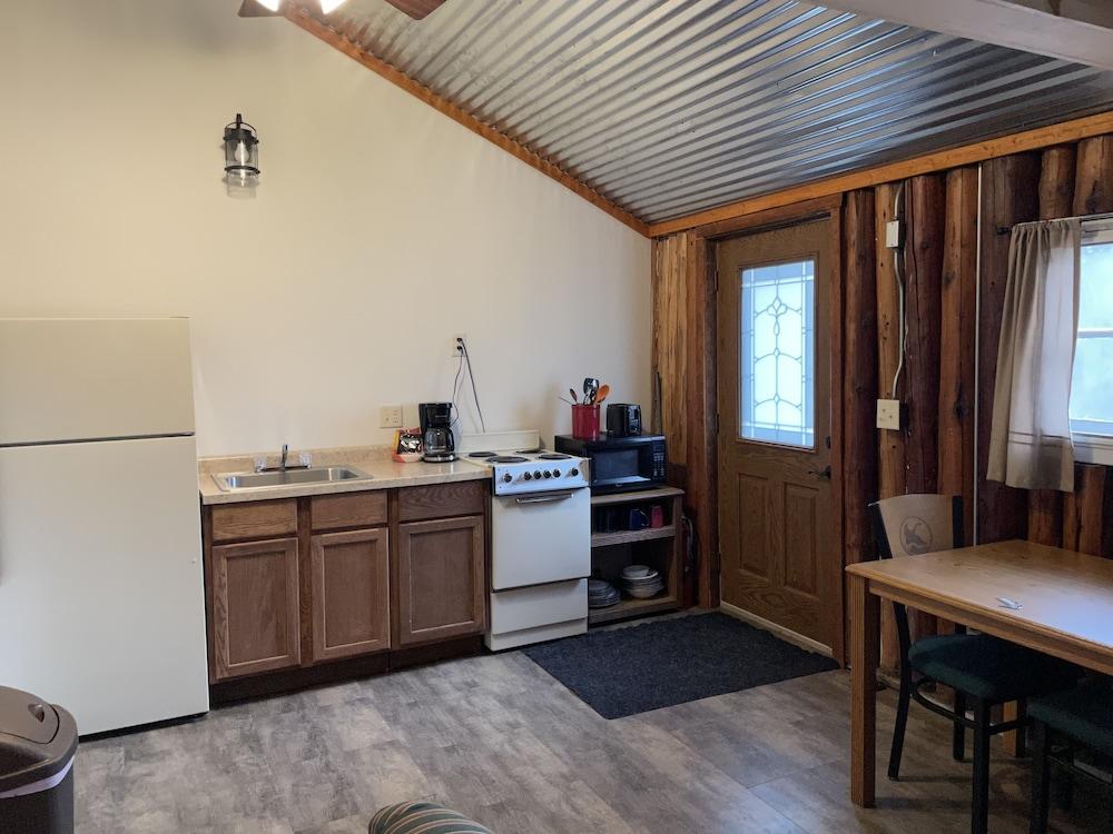 Hanging Horn Lakeside Resort photo 72
