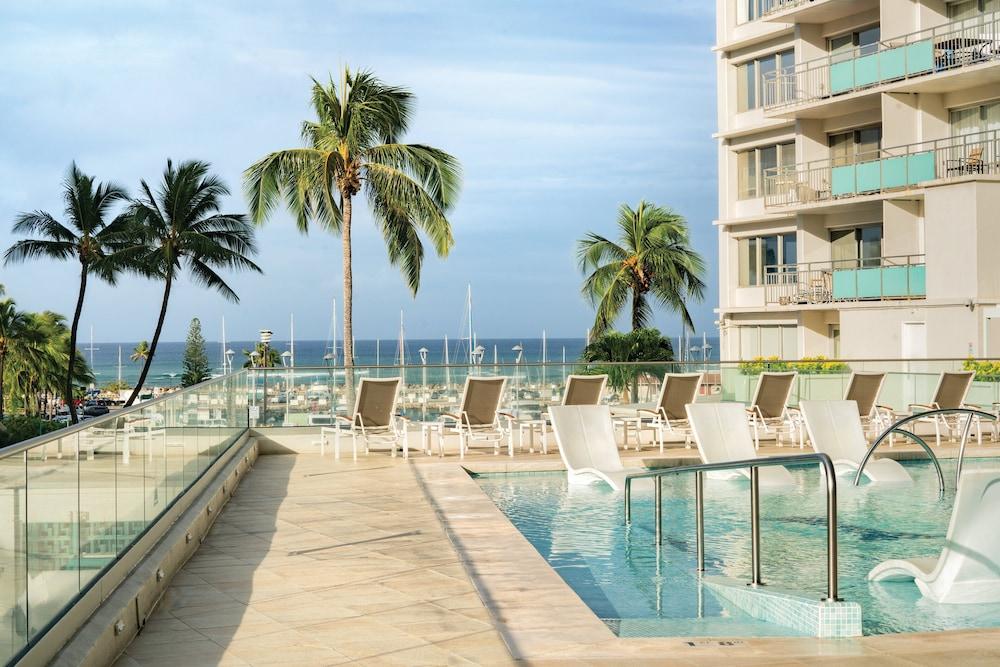 Waikiki Marina Resort at the Ilikai photo 20
