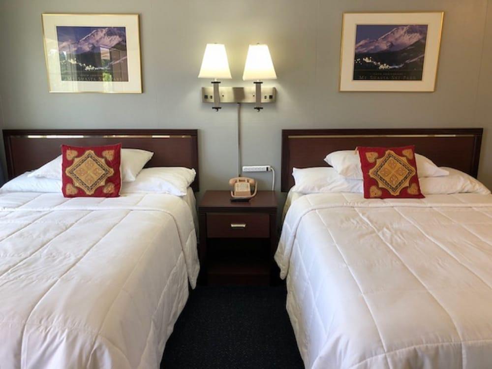 Pine Needles Inn photo 27