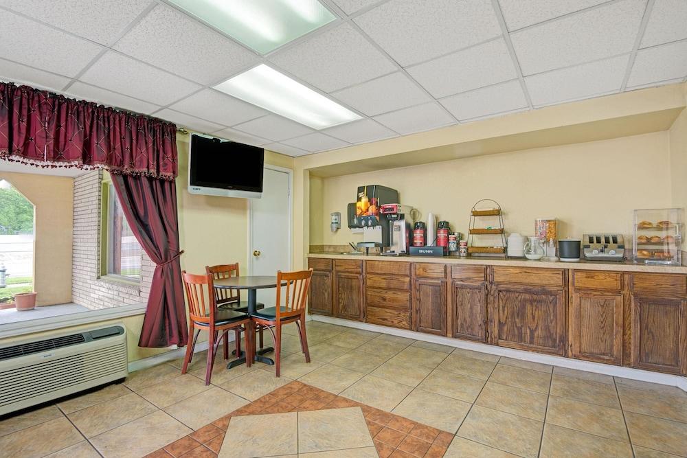 White Rock Inn photo 13