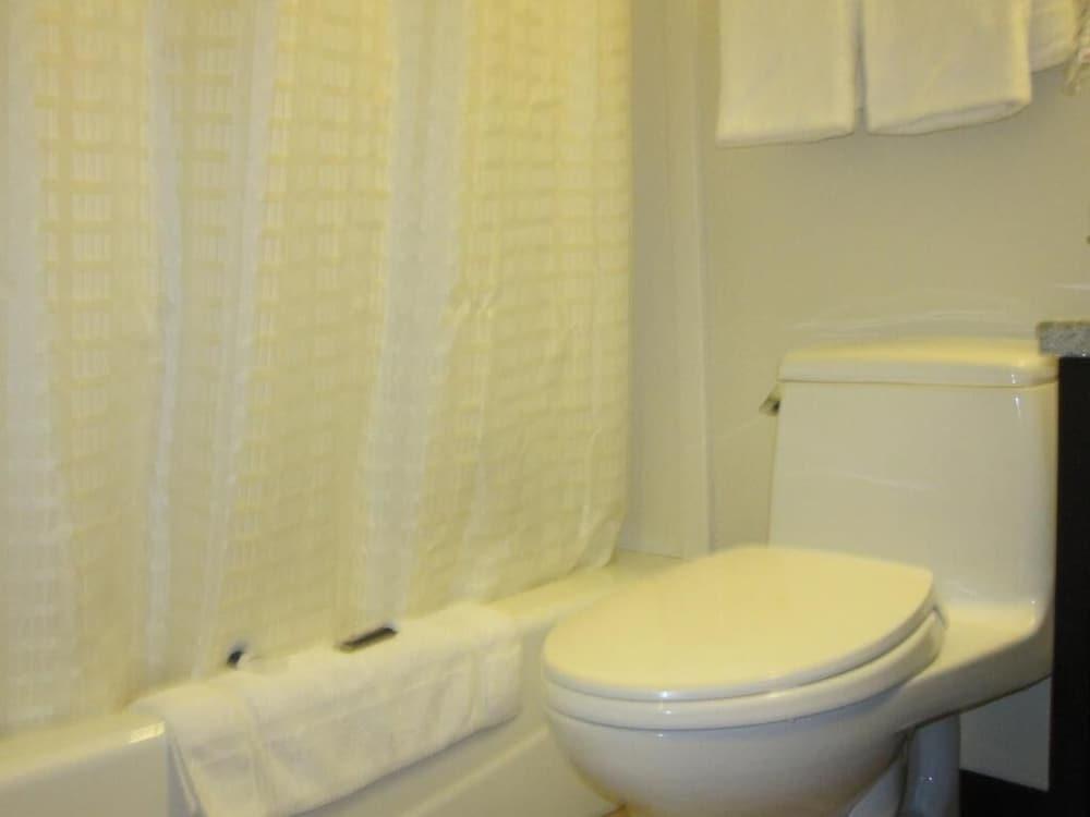 Super Lake Hotel photo 14