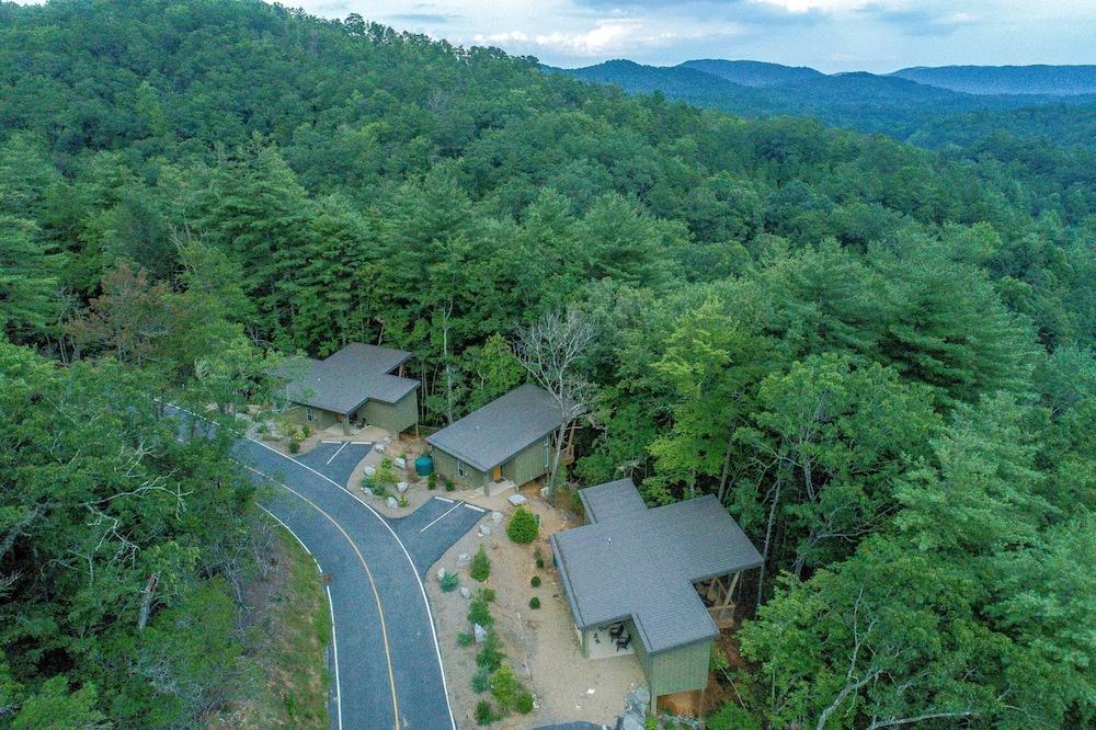 Pilot Cove Forest Lodging photo 28