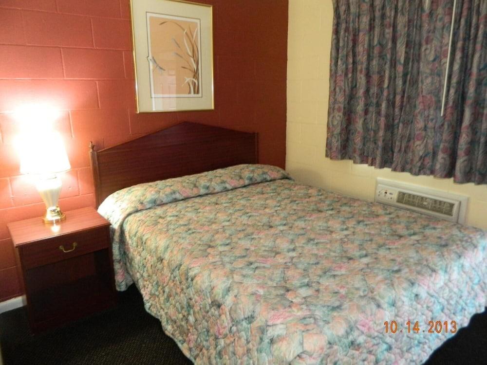 Relax Inn photo 8