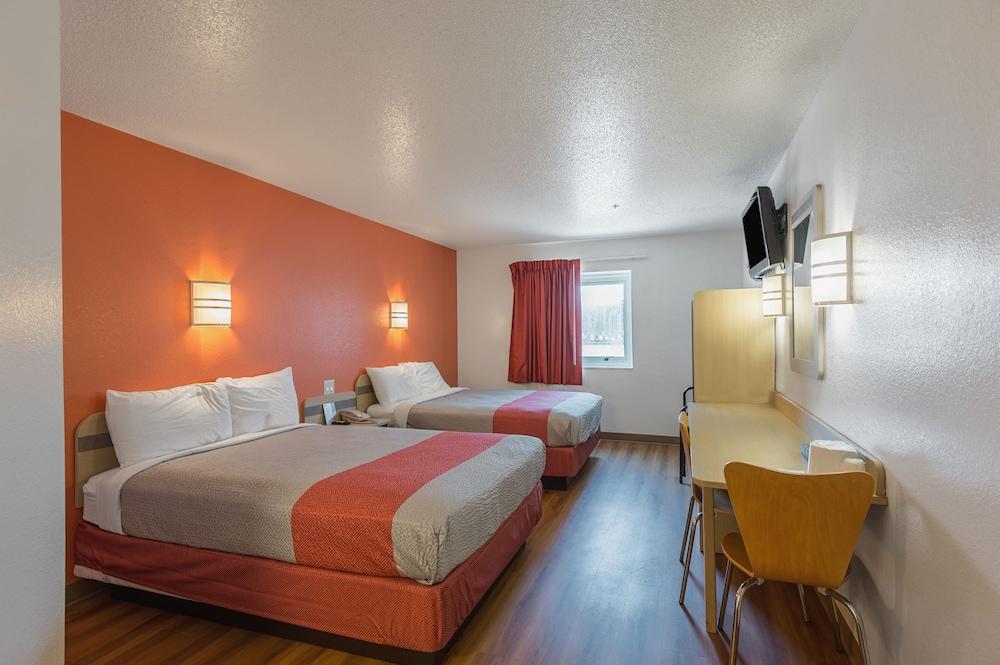 Motel 6 Junction City, KS photo 16