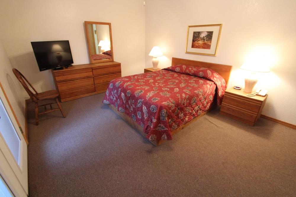 Roundhouse Resort photo 4