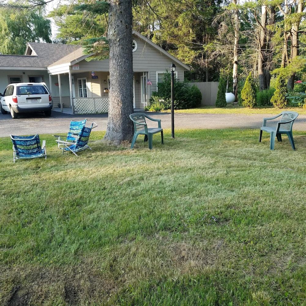 Becket Motel photo 33