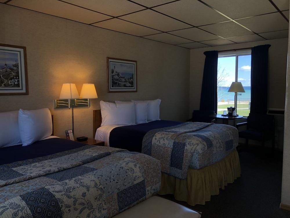 Riviera Motel photo 50