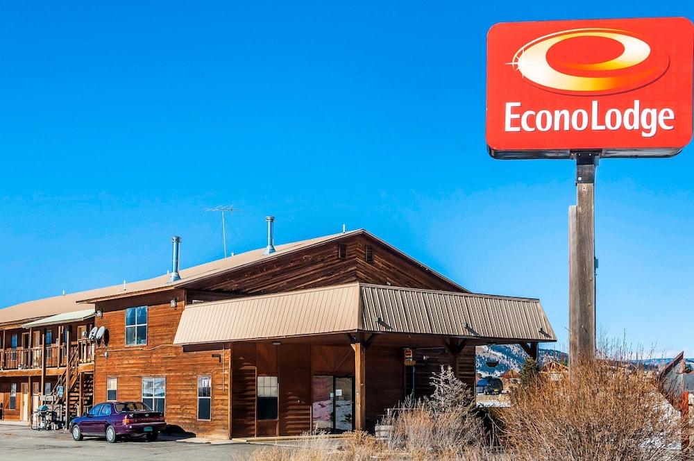 Econo Lodge Eagle Nest photo 78