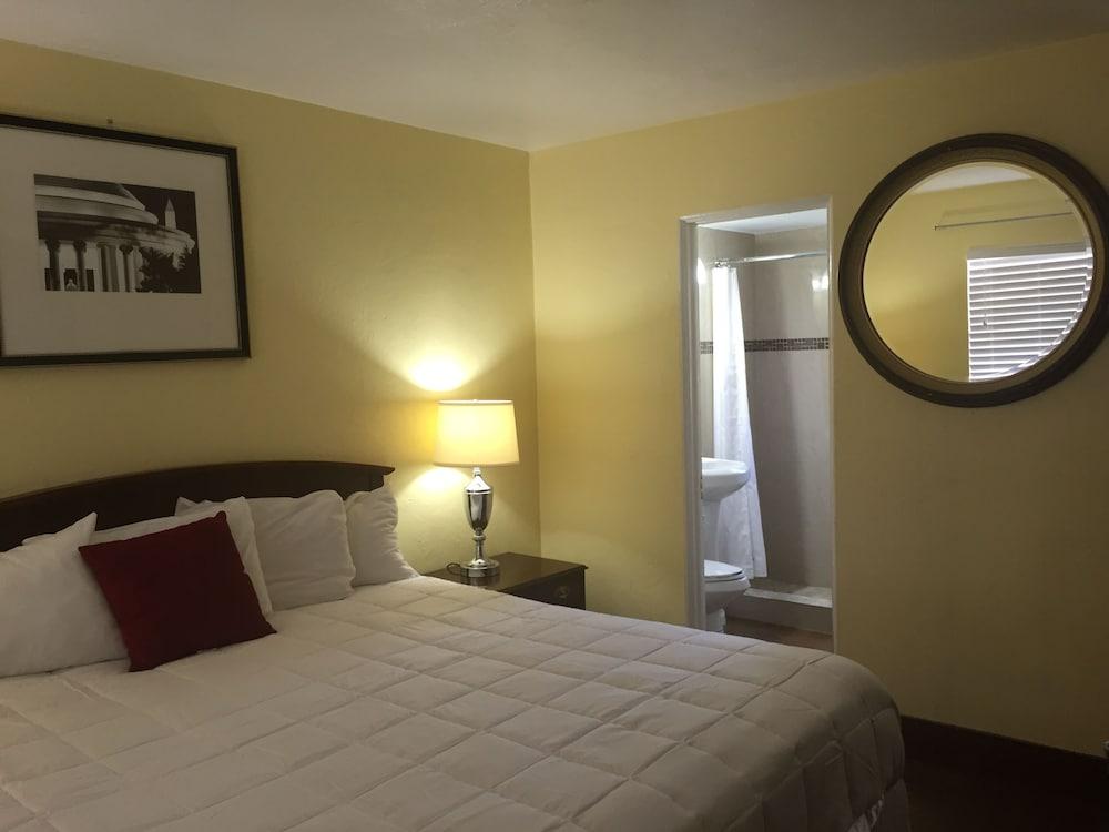 Family Inn photo 8