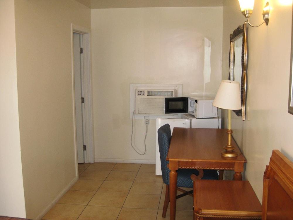 Route 66 Barstow Hotel photo 4