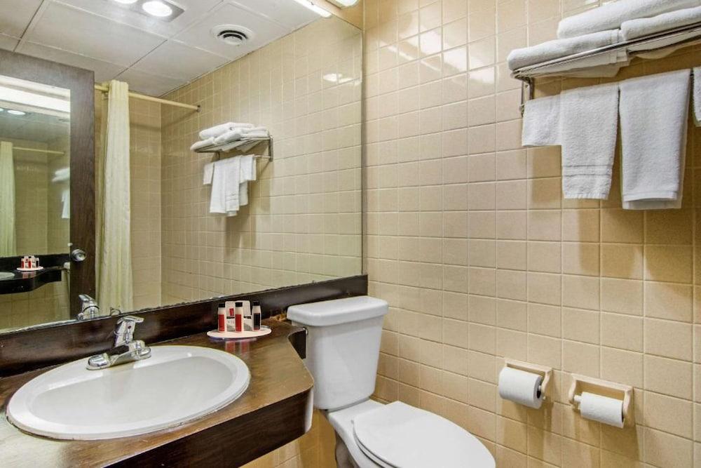 Travelodge by Wyndham Forsyth photo 3