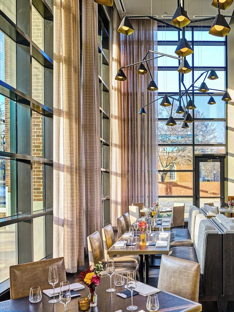Laurel Hotel and Spa photo 4