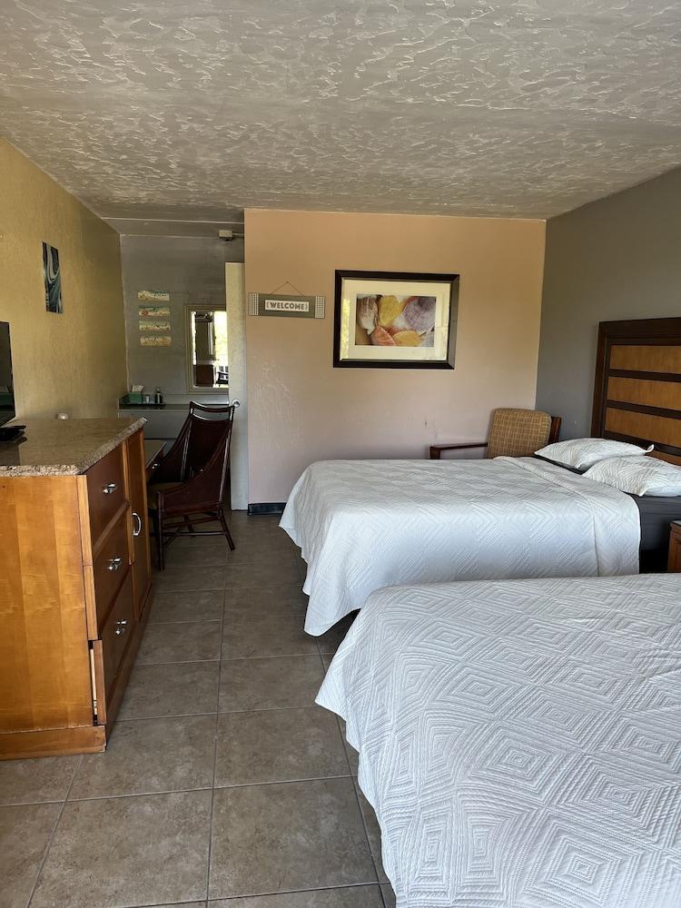 Budget Inn - Punta Gorda photo 9